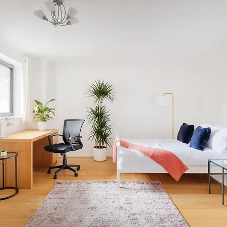 Riverside Two Bedroom Apartment In Canary Wharf Londres Extérieur photo